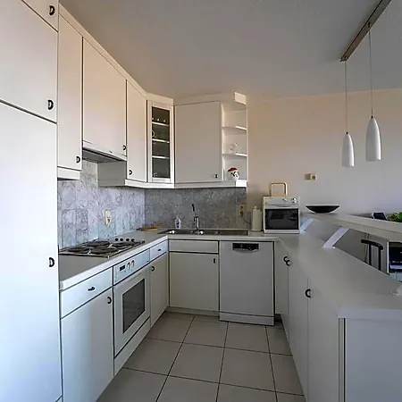 With Balcony And Sea Views كوكسيجدي
